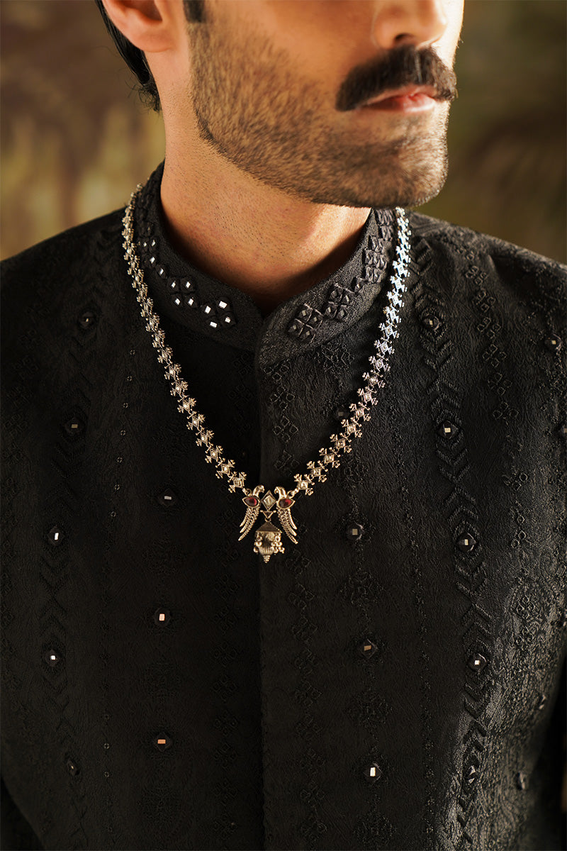 "Dar" Black Embroidered Sherwani