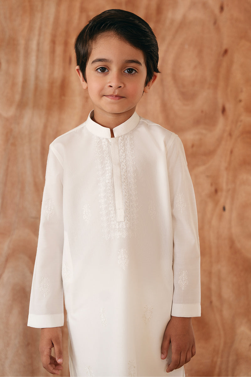 White embroidered Kurta pajama