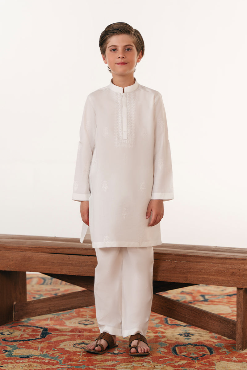 White embroidered Kurta pajama