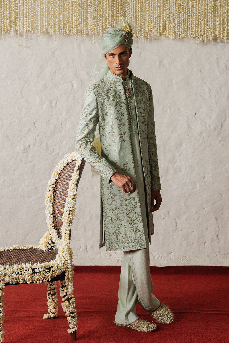 Izaan Sherwani