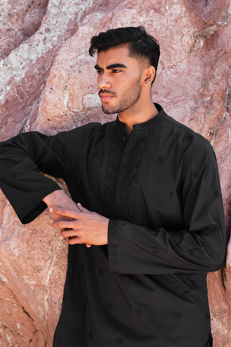 'Black' Embroidered Kurta Pajama