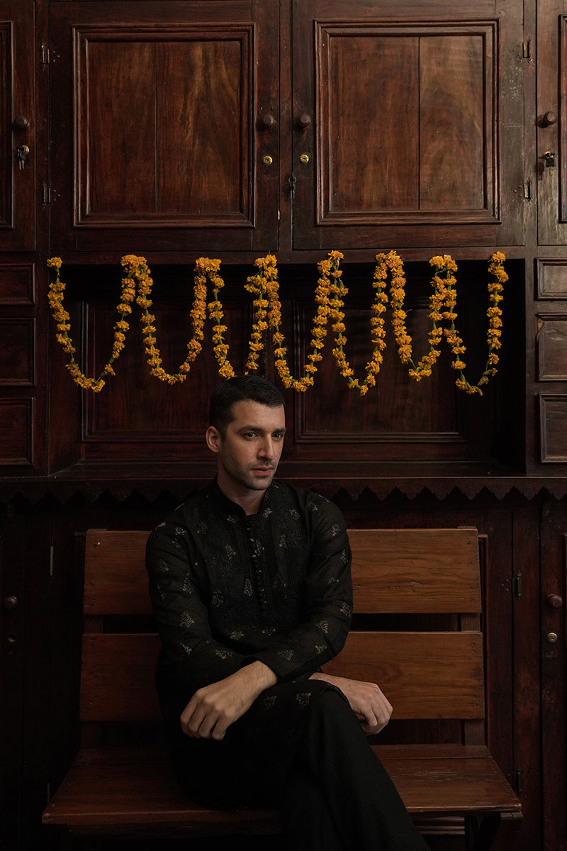 EMBROIDERED BLACK KURTA TROUSER