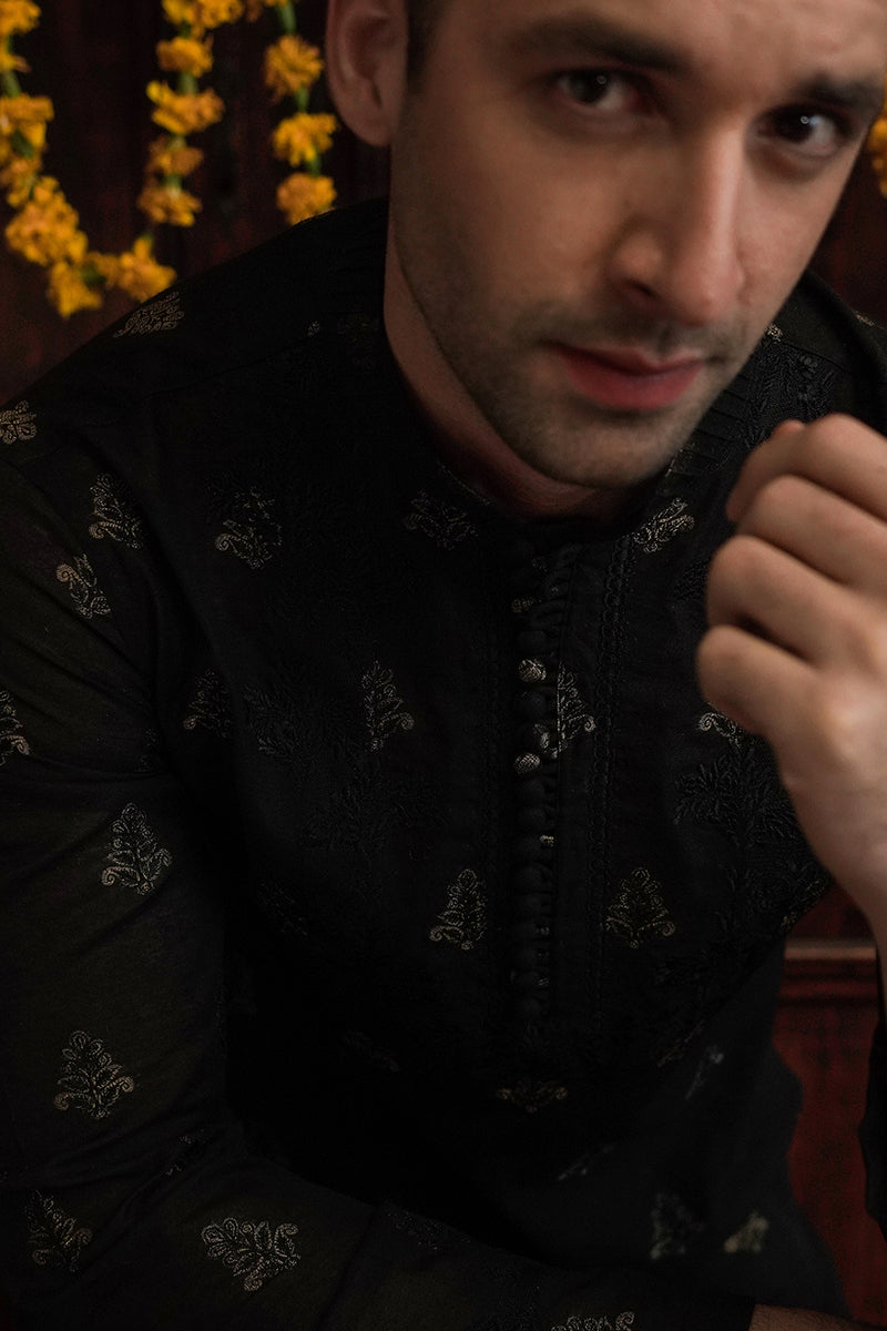 EMBROIDERED BLACK KURTA TROUSER