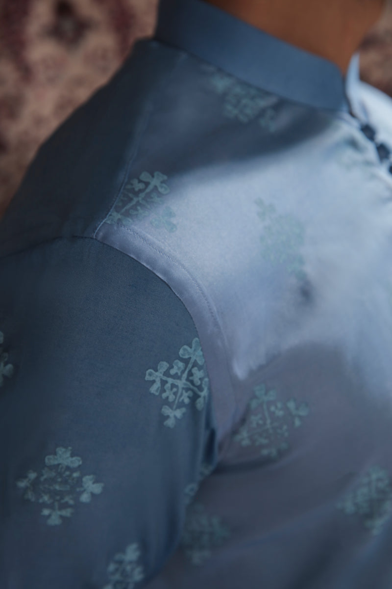 GRADIENT BLUE KURTA WITH TROUSERS