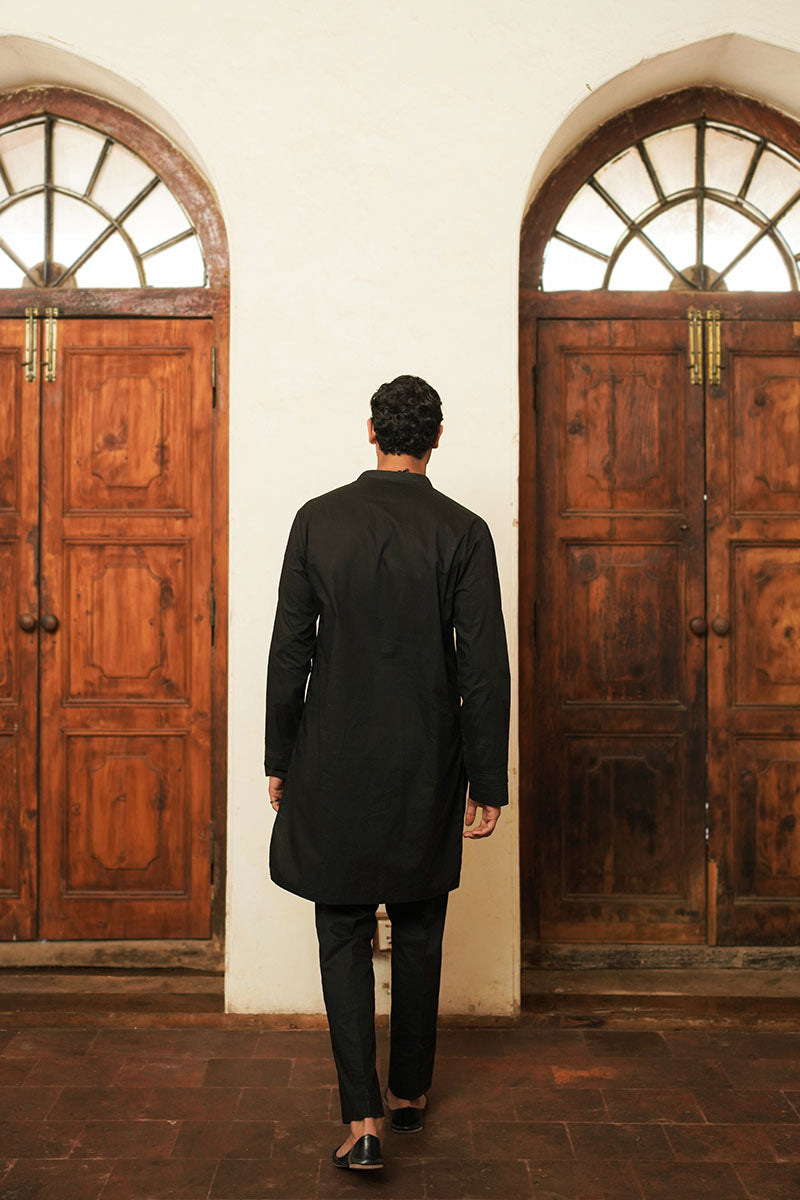 BLACK KURTA PAJAMA SET