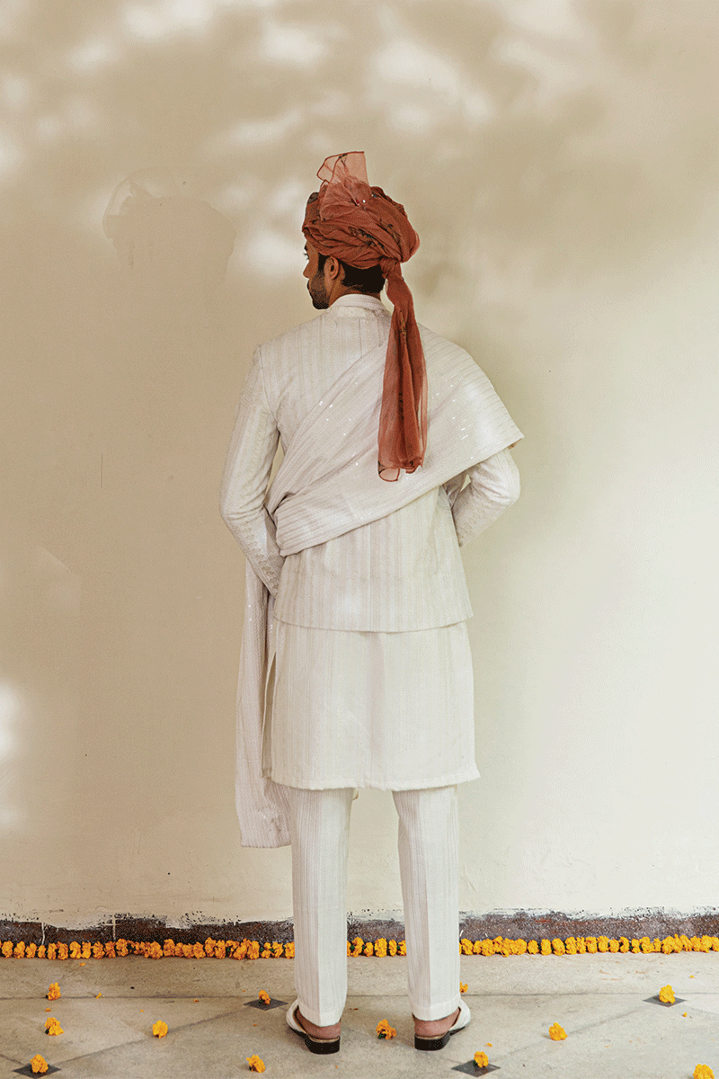 IVORY WHITE PRINCE COAT