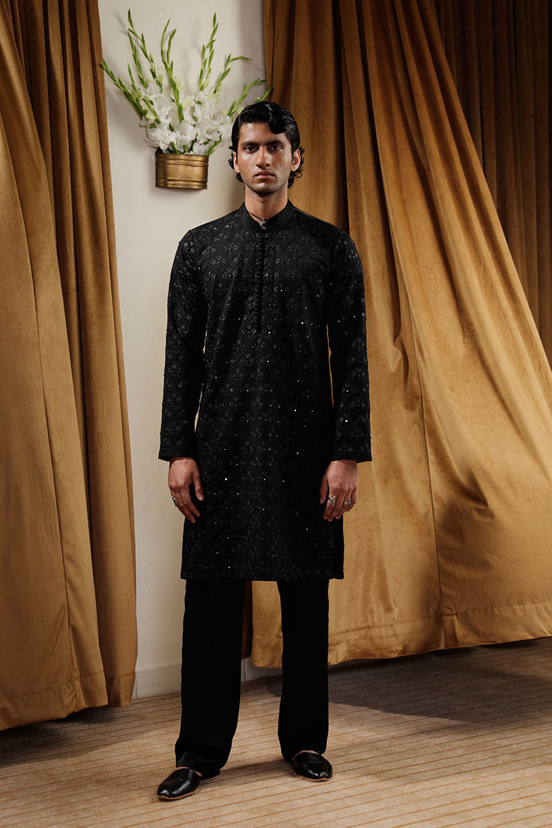 "JAUN" KURTA PAJAMA